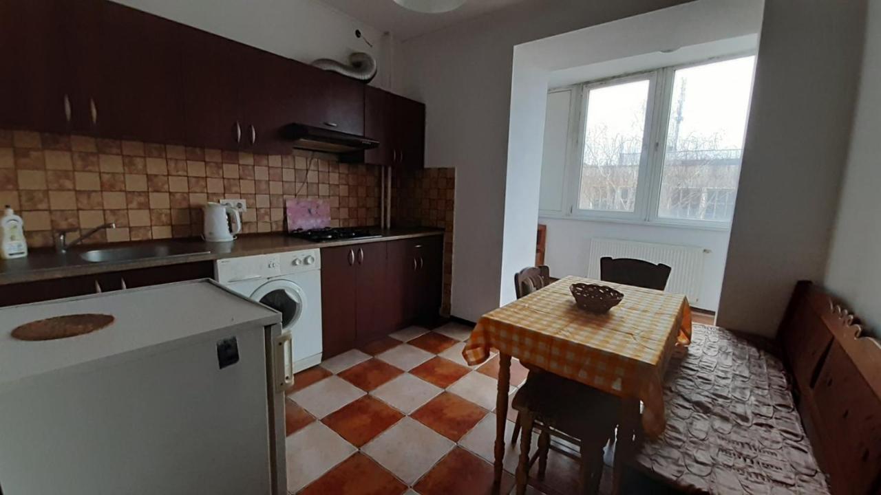 Apartment Na Saharova *
